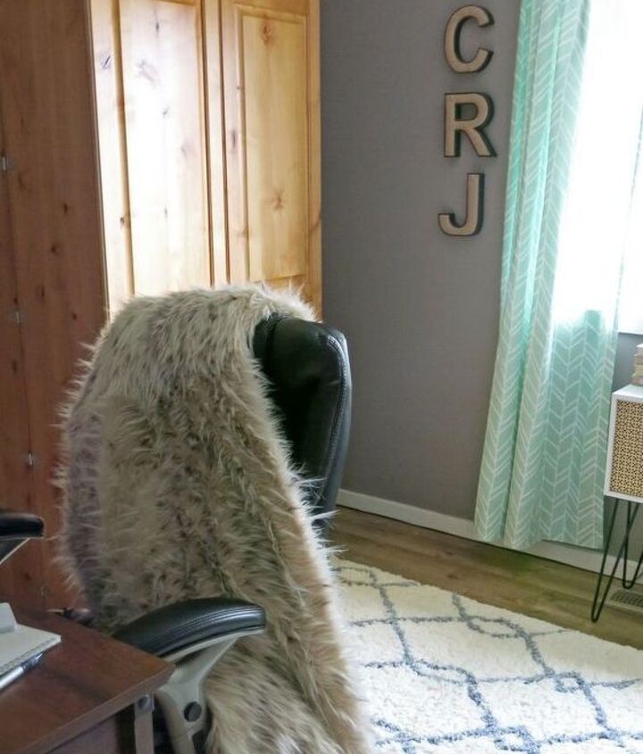 marble and gold office room reveal